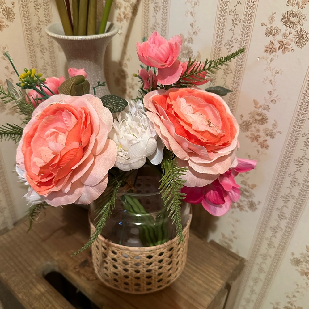 2 bunches of flowers